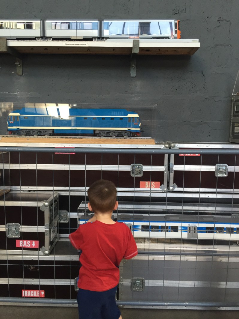 {Paris} La sortie à Grand Train!