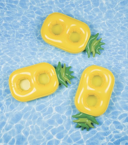 {Shopping} 15 bouées à shopper d'urgence pour buller stylés cet été!